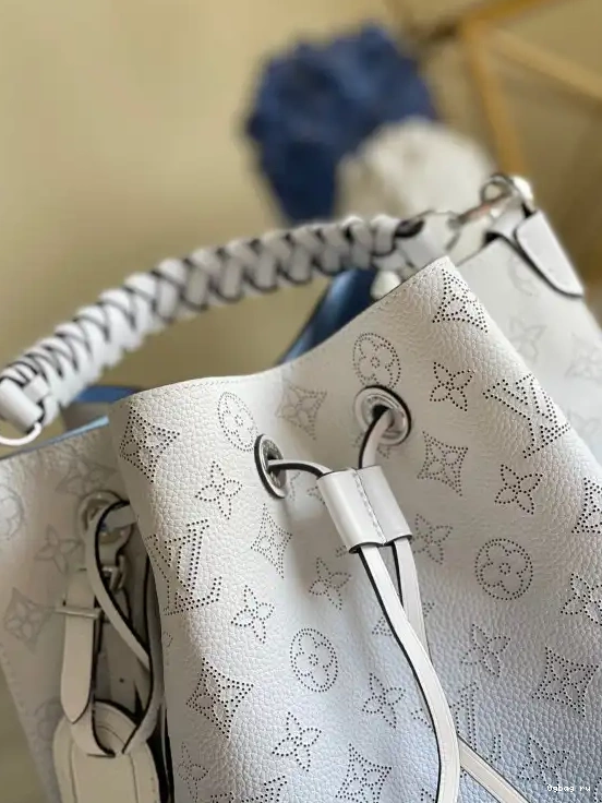 VUITTON MURIA LOUIS 0609